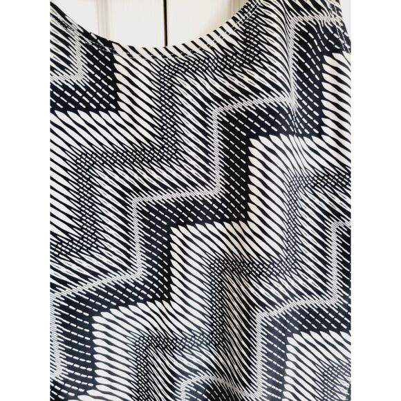 Brand Unknown 12/14‎ One-Piece Black and White Swimsuit Padded Cups Stretch Vtg - Picture 4 of 7